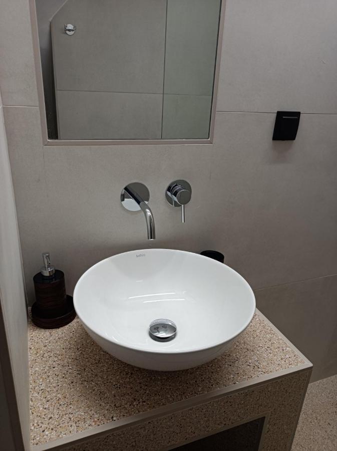 Appartement Dipla 3 *