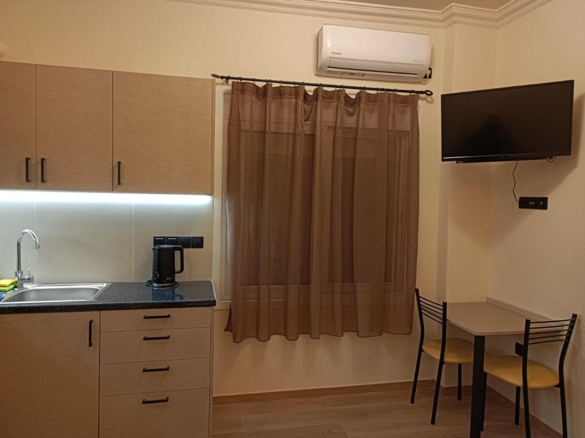 Appartement Dipla 3 *